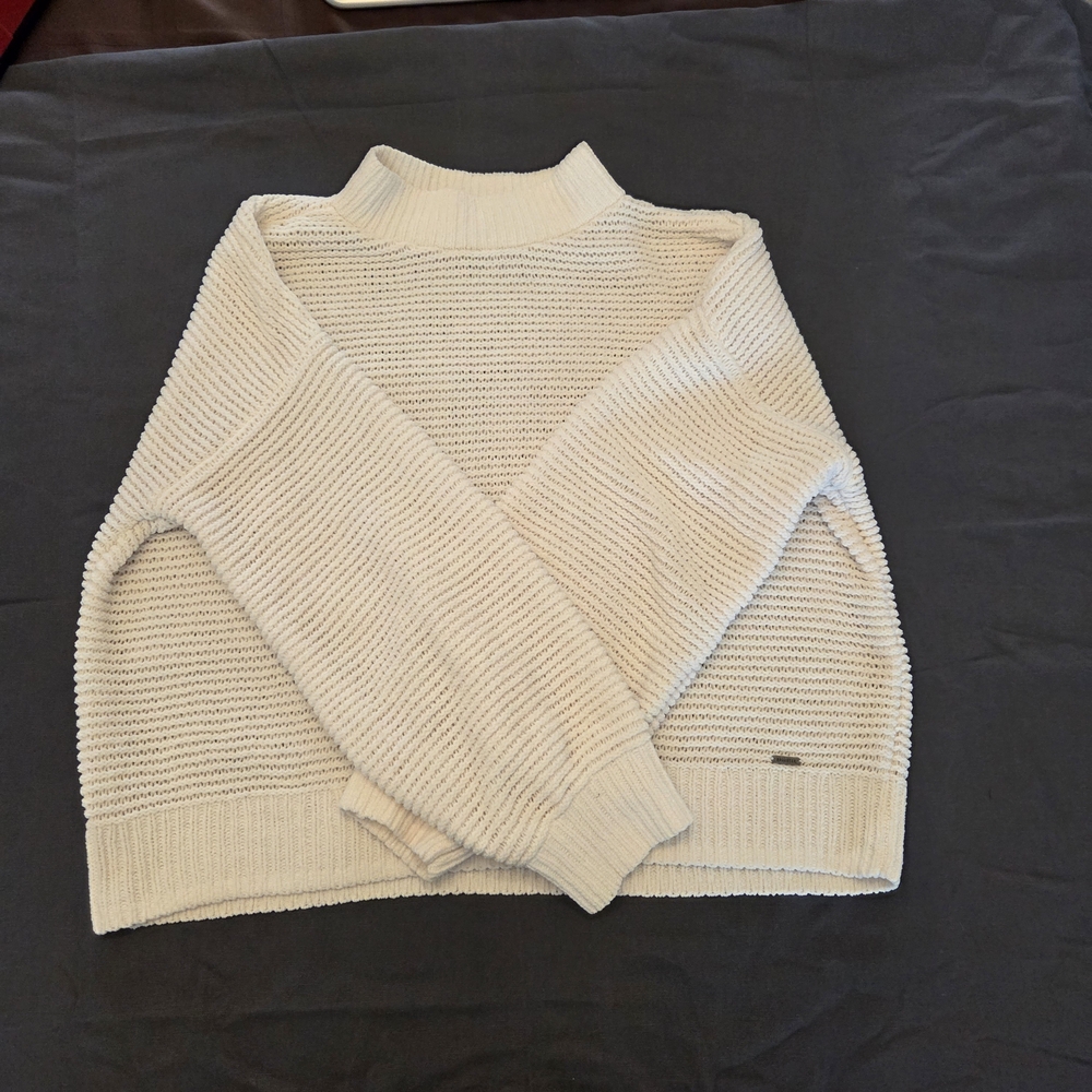 Hollister Cream Ribbed Mock Neck Sweater